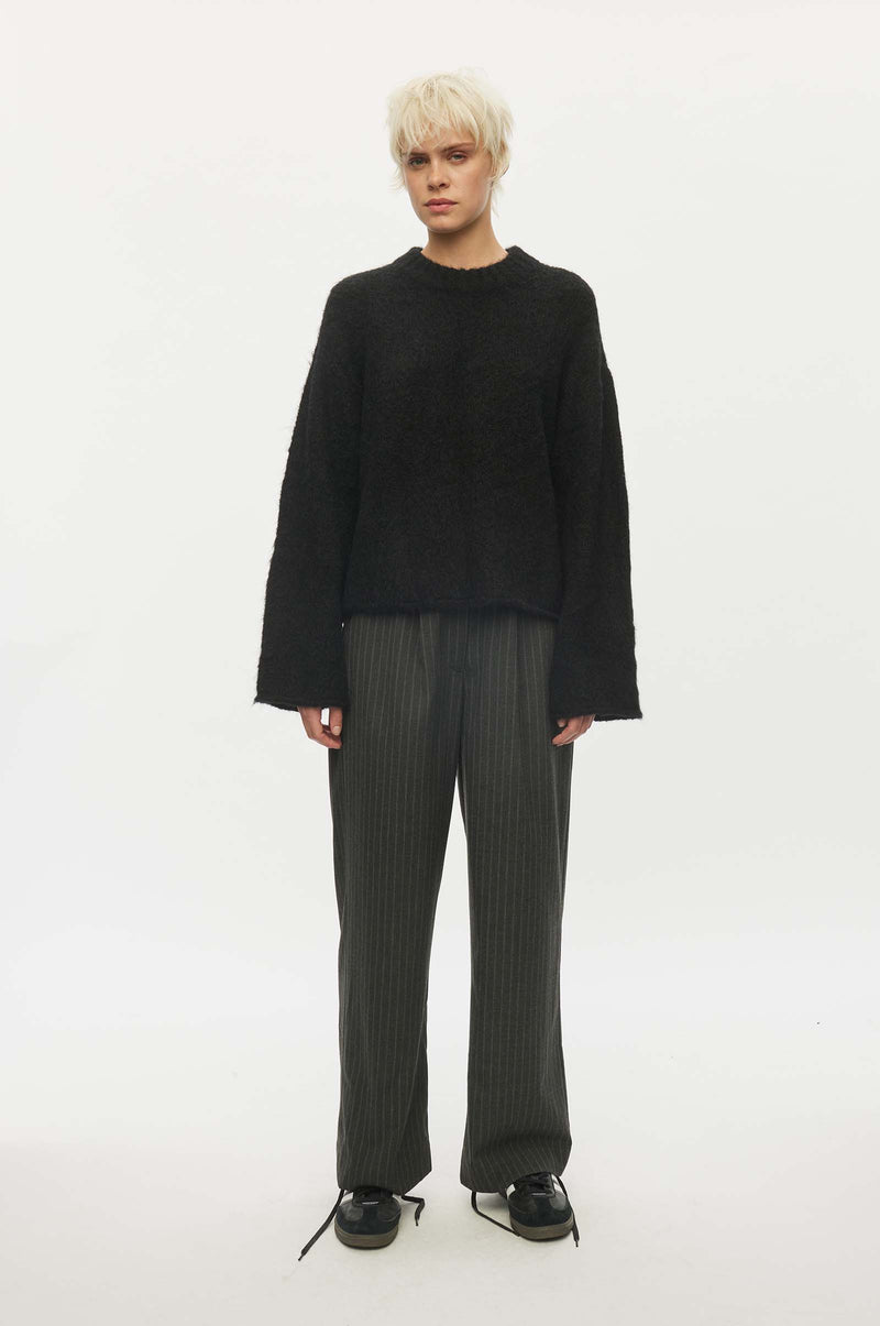 OSCult Knit O-Neck